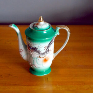 Detalje: kanden fra det kinesiske tesæt.